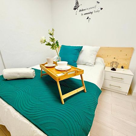 Casanova Apartments - Centro 2 Rooms Уэльва Экстерьер фото